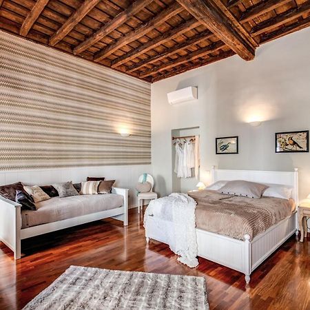 Colosseo Miracle Suite Rome Extérieur photo